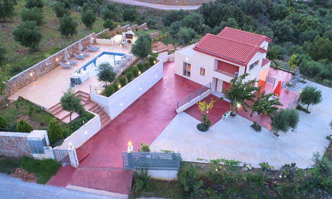 Aqua Blue Villas With Heated Pool Mathés Exteriér fotografie